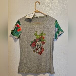 Gray Skull Print Women's Montana West Top Nwt